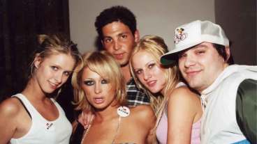 15 Celebrity Photos That Accidentally Aged Poorly