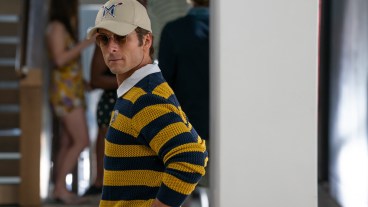 Glen Powell in How to Make a Killing