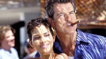 15 Movie Mistakes You’d Miss if You Blinked