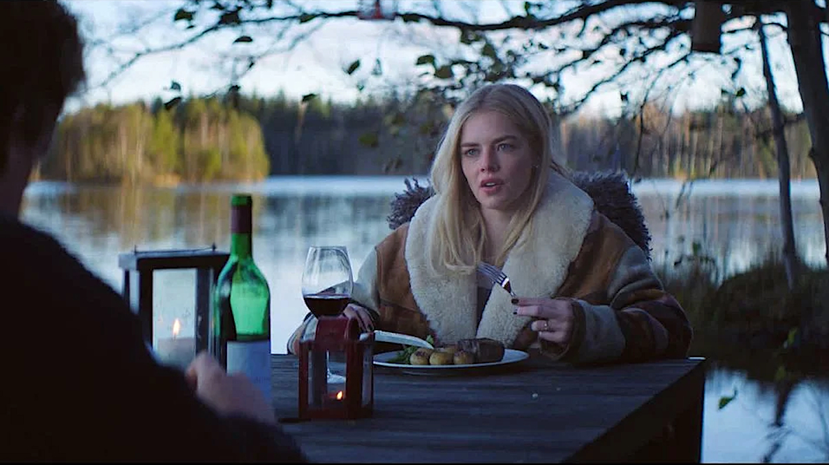 Over Your Dead Body Review: Samara Weaving Delights in ‘Murder Your Spouse’ Comedy