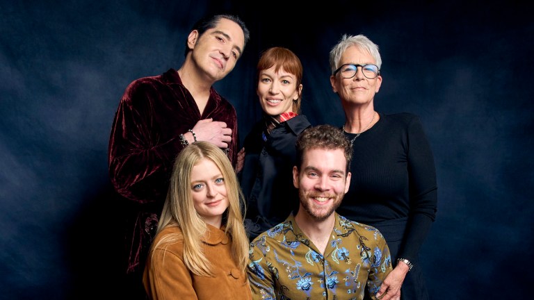 Britt Lower, Jamie Lee Curtis, Anna Baryshnikov, David Dastmalchian, and director Rusell Goldman in Den of Geek studio at SXSW 2026.