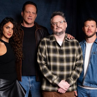 Vince Vaughn Eiza Gonzalez and cast of Mike and Nick
