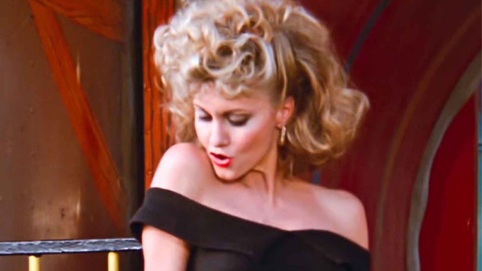 15 Massive Hits That Never Won a Major Award