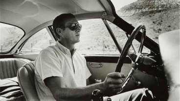 20 Photos of Steve McQueen Being the ’60s’ Coolest Cat