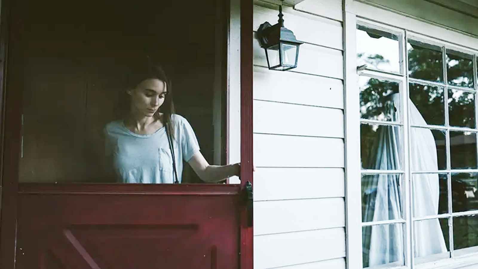 21 Fun Movie Facts That Make Watching Them Better