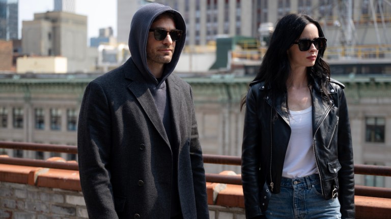 L-R: Matt Murdock / Daredevil (Charlie Cox) and Jessica Jones (Krysten Ritter) in Marvel Television's DAREDEVIL: BORN AGAIN SEASON 2, exclusively on Disney+. Photo by Jojo Whilden. © 2026 MARVEL.