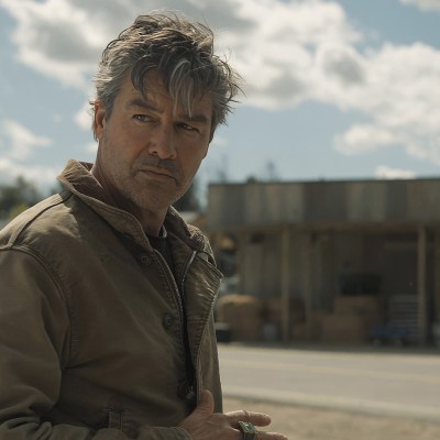 Lanterns Kyle Chandler Hal Jordan