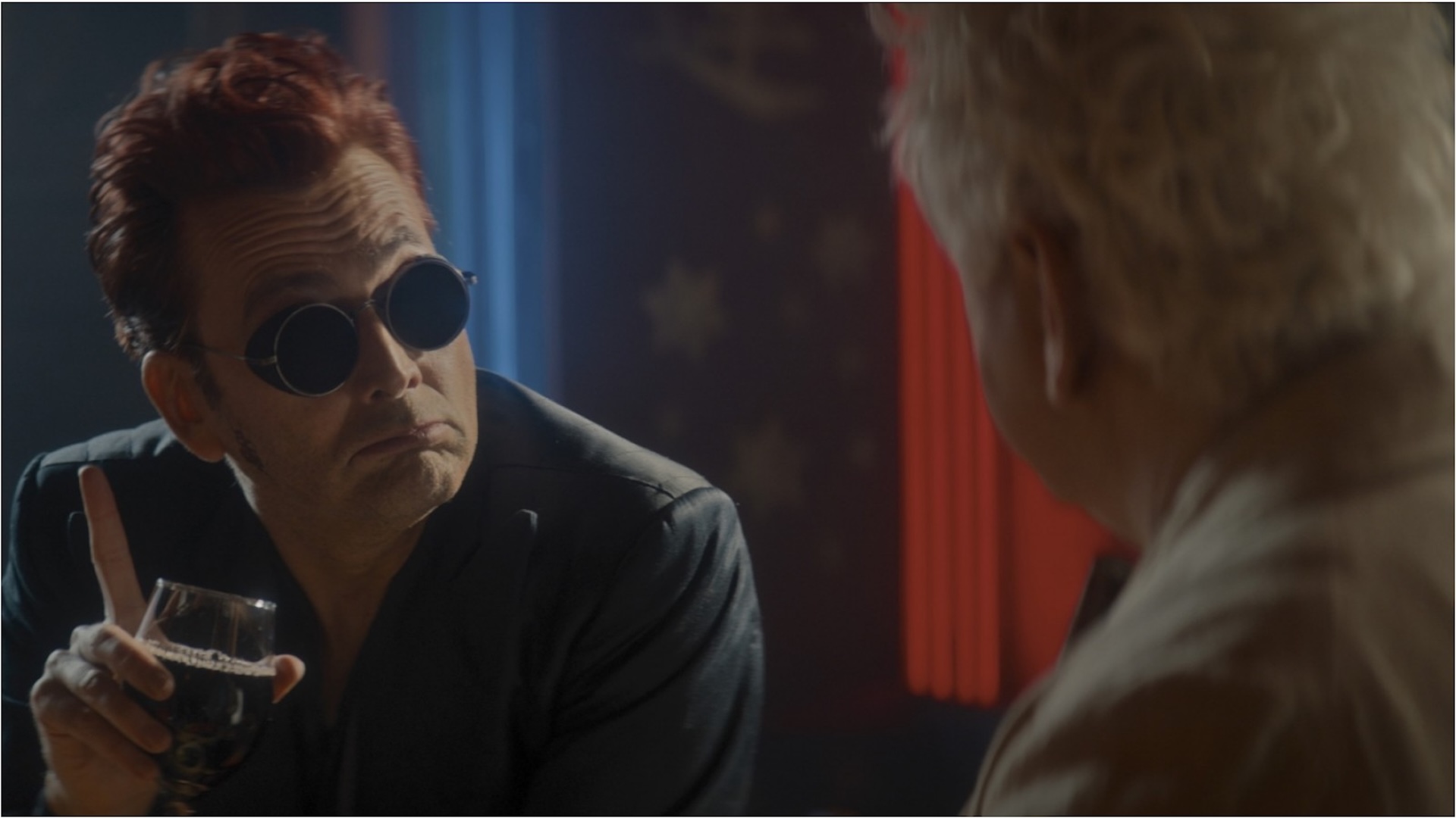Explicación del fin de las buenas profecías: el estado civil de Azirafel y Crowley, la segunda venida y más Explicación del fin de las buenas profecías: el estado civil de Azirafel y Crowley, la segunda venida y más
