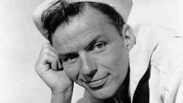 15 Candid Photos of Hollywood’s Original Heartthrob