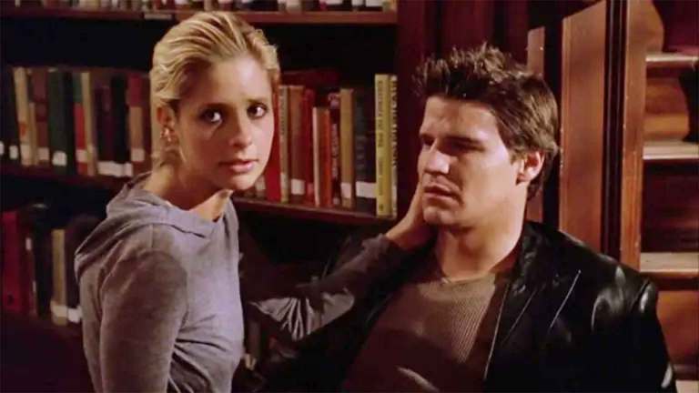 15 Television Couples That Are Actually Super Messed Up in Retrospect