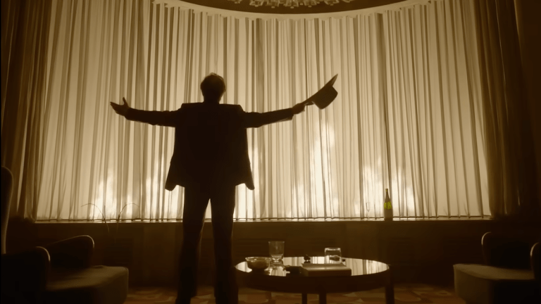 The silhouette of Tom Cruise's character in Digger.