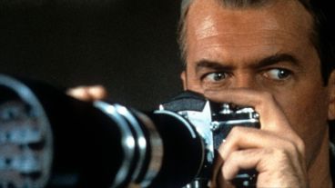 14 Movies Where They Could Have Just Called the Police