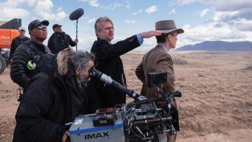 20 Images from Behind the Scenes of Your Favorite Movies