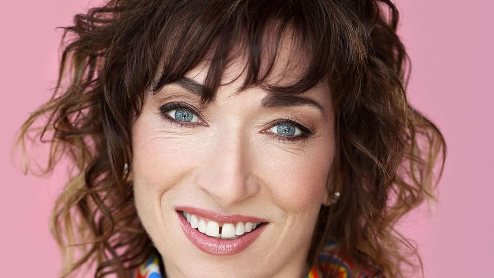 15 Actors Who Look Completely Unrecognizable Without Makeup