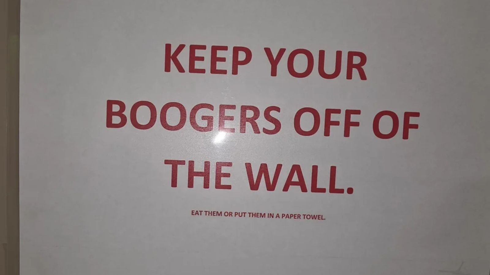 12 Funny Signs That Aren’t Clearing Anything Up for Anyone