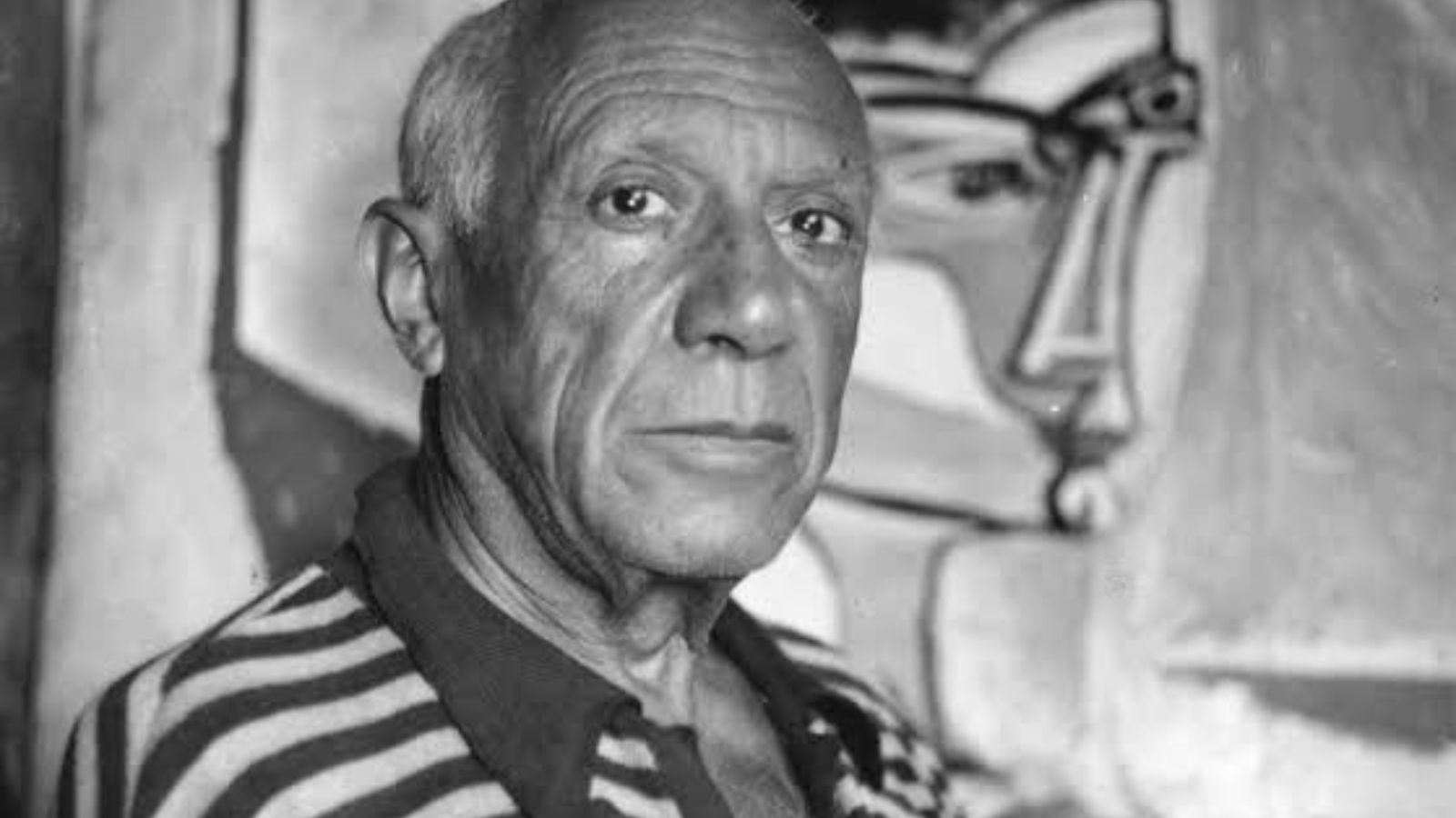 10 Historical Figures You Never Knew Had Skeletons in Their Closet