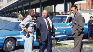 UNITED STATES - NOVEMBER 18: NYPD BLUE - "Sheedy Dealings" - Season Five - 11/18/97, Sipowicz (Dennis Franz) and Simone (Jimmy Smits) investigate the murder of two roommates., (Photo by Michael Ginsberg/Disney General Entertainment Content via Getty Images)
