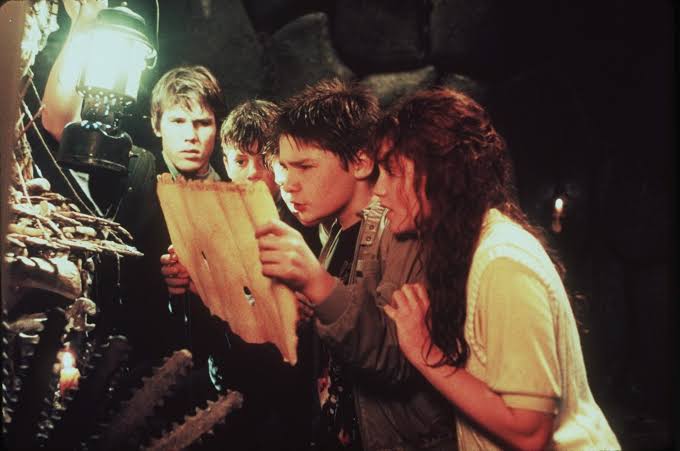 15 Vintage Movie Images That Were Probably Hanging On Your Bedroom Wall