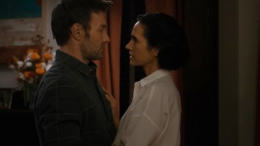 Jason and Daniela Dessen in Dark Matter season 1