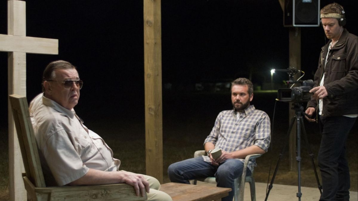 15 Horror Movies Where Just Leaving Was Always On the Table
