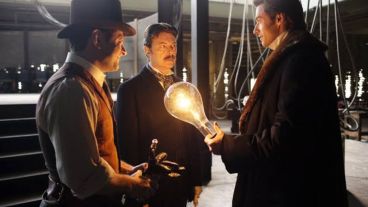 14 Hidden Movie Details Seen in Plain Sight