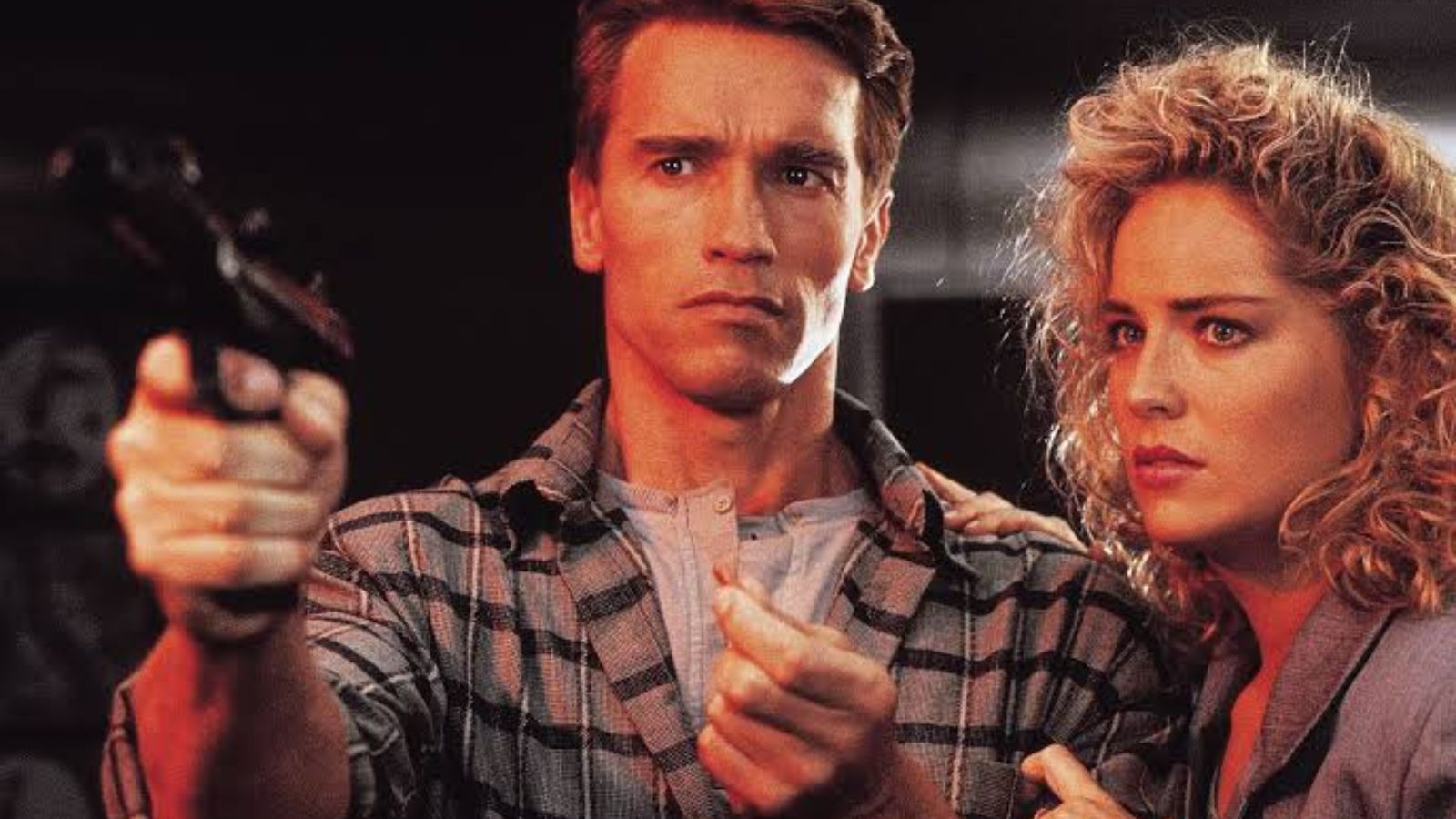 denofgeek.com - Leandro Beroldo - 15 Movies That Accidentally Predicted Something Weird About the Future