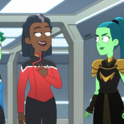 L-R: NoŒl Wells as DÌVana Tendi, Dawnn Lewis as Captain Carol Freeman, and Ariel Winter as D'Erika Tendi in episode 2, season 5 of Lower Decks streaming on Paramount+, 2024. Photo Credit: Paramount+