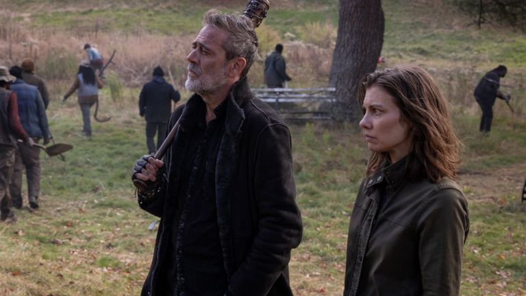 Jeffrey Dean Morgan and Lauren Cohan in Dead City