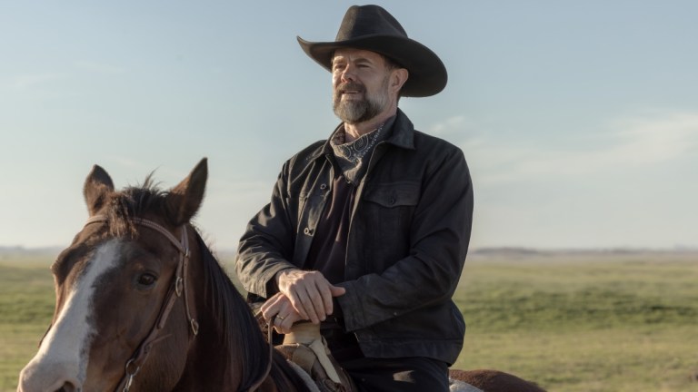 garret-dillahunt in Lanterns