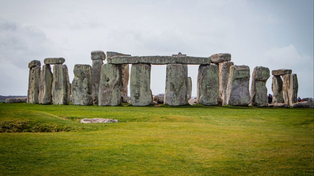 14 of the Strangest Stonehenge Theories