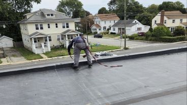 15 Photos That Could Give an OSHA Inspector a Heart Attack