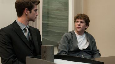15 Movies That Accidentally Predicted Things That Actually Happened