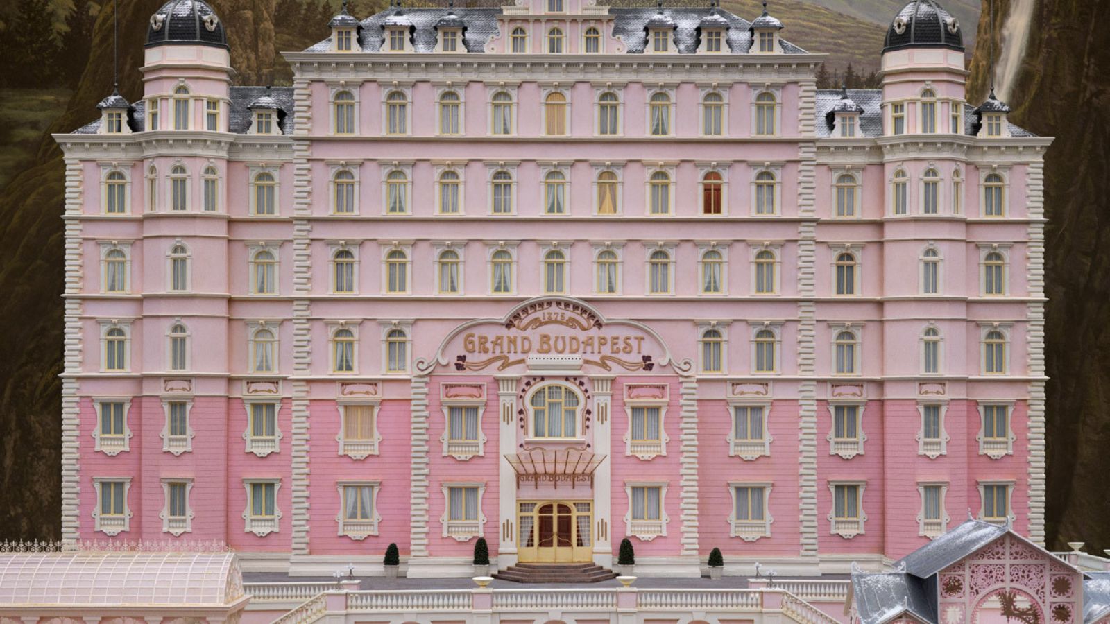 15 Tiny Movie Details You Probably Never Noticed