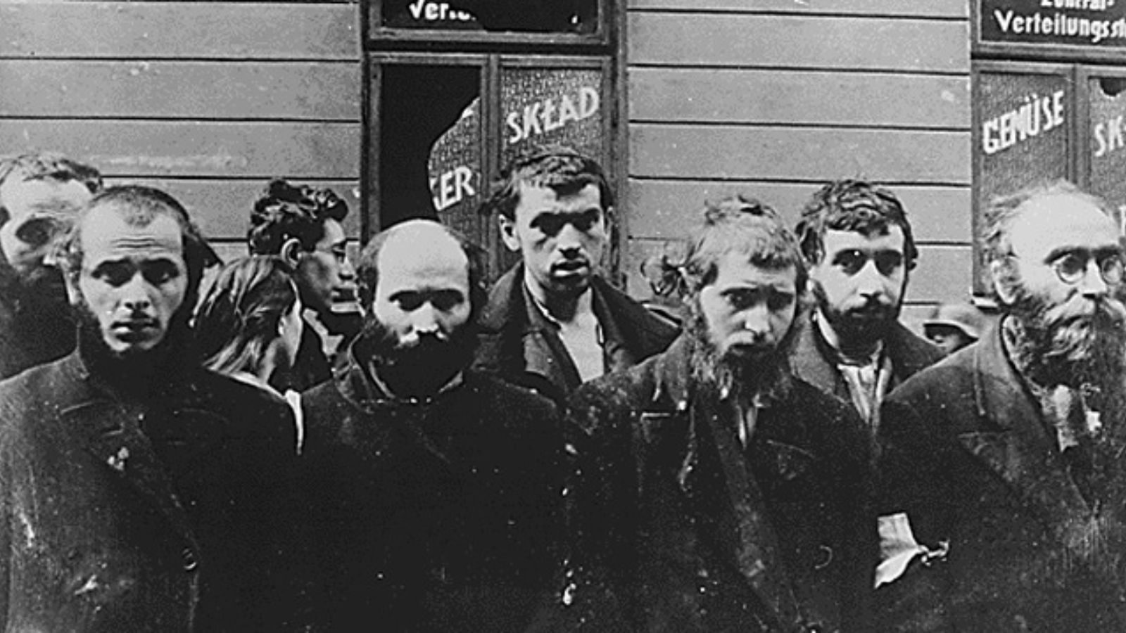 Historical Photos That Are Much Darker Than They First Appear