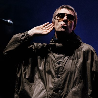 Oasis: Don't Look Back in Anger