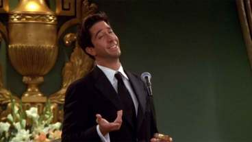 15 Sitcoms That Would Be Legitimately Uncomfortable Without Their Laugh Track