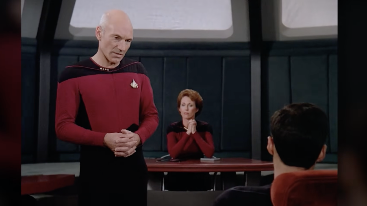 Patrick Stewart Finally Became a Star Trek Captain in TNG's First Great Episode