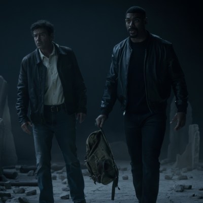 kyle-chandler-aaron-pierre in Lanterns